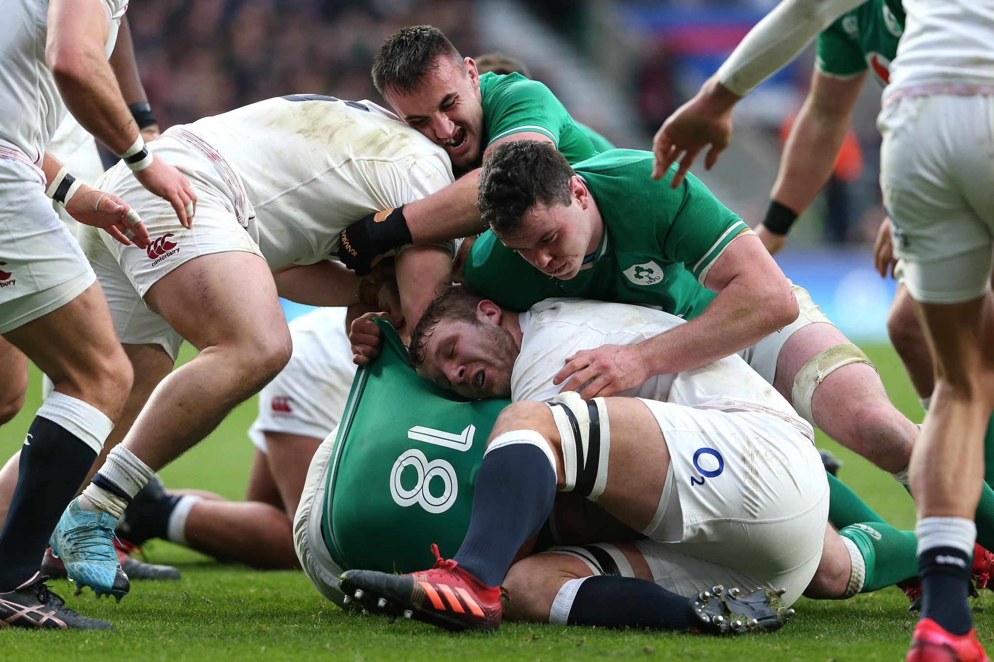 Las nuevas reglas experimentales del rugby